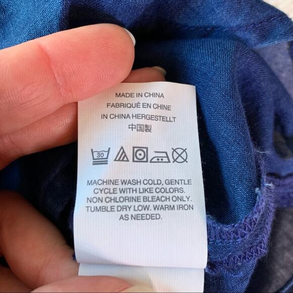 J Crew dark blue chambray popover button top size 2 - Picture 11 of 12